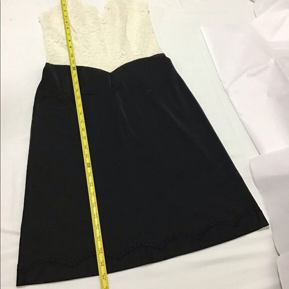 Vanity Fair Vintage Slip Dress White And Black Full Slip Dress Size Small 34 - Picture 13 of 14
